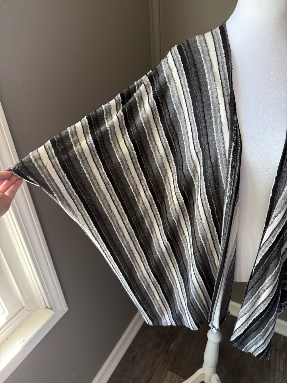 Striped Open-Front Cardigan Wrap - Black & White - Picture 2 of 6